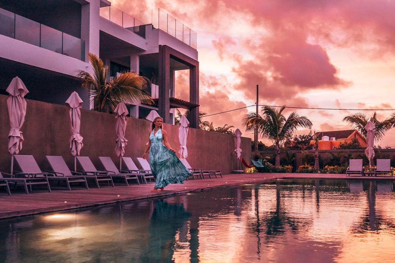 Mythic Suites & Villas By Mj Holidays Grand Gaube Exterior photo
